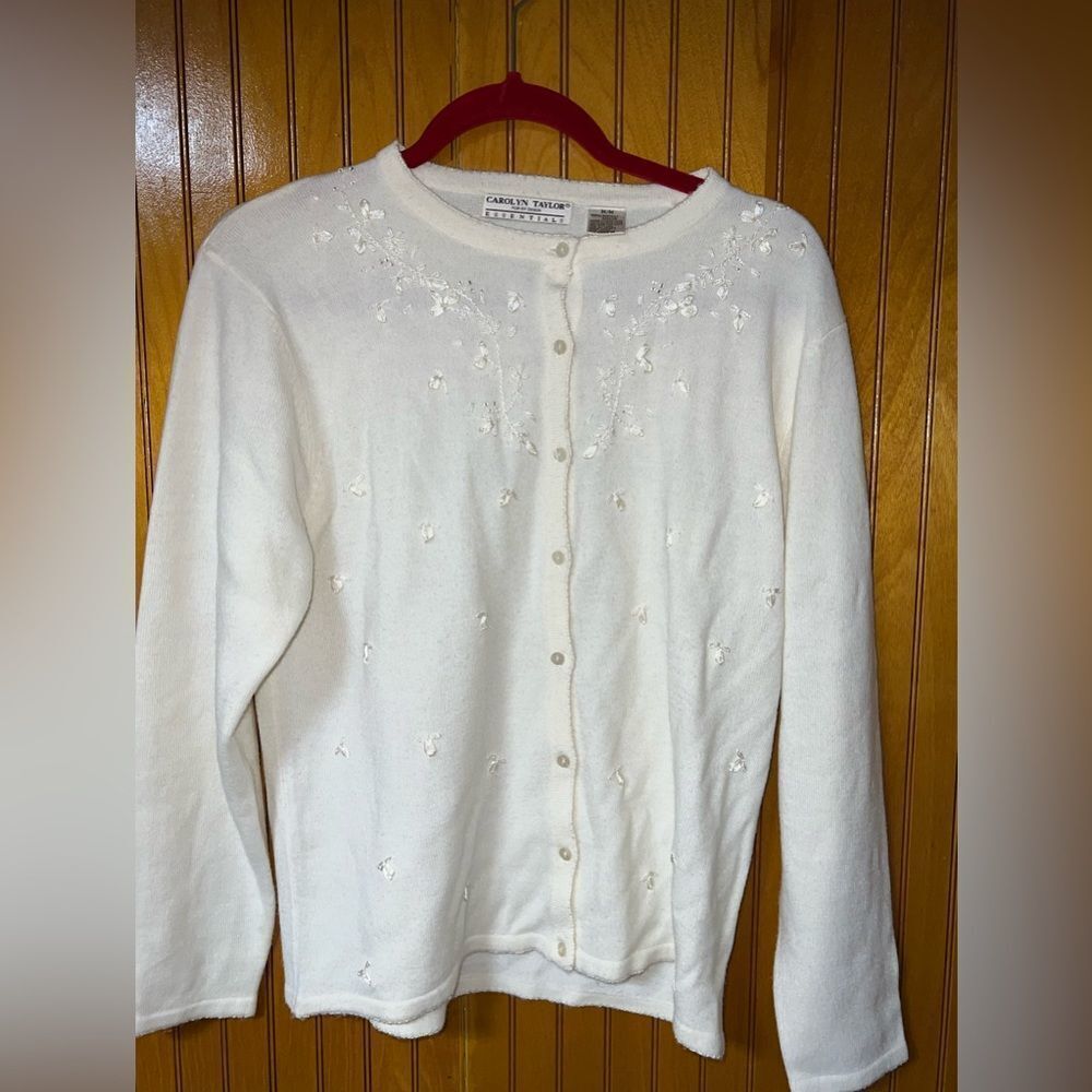 Carolyn Taylor Embroidered Button-Down Sweater – Size Medium